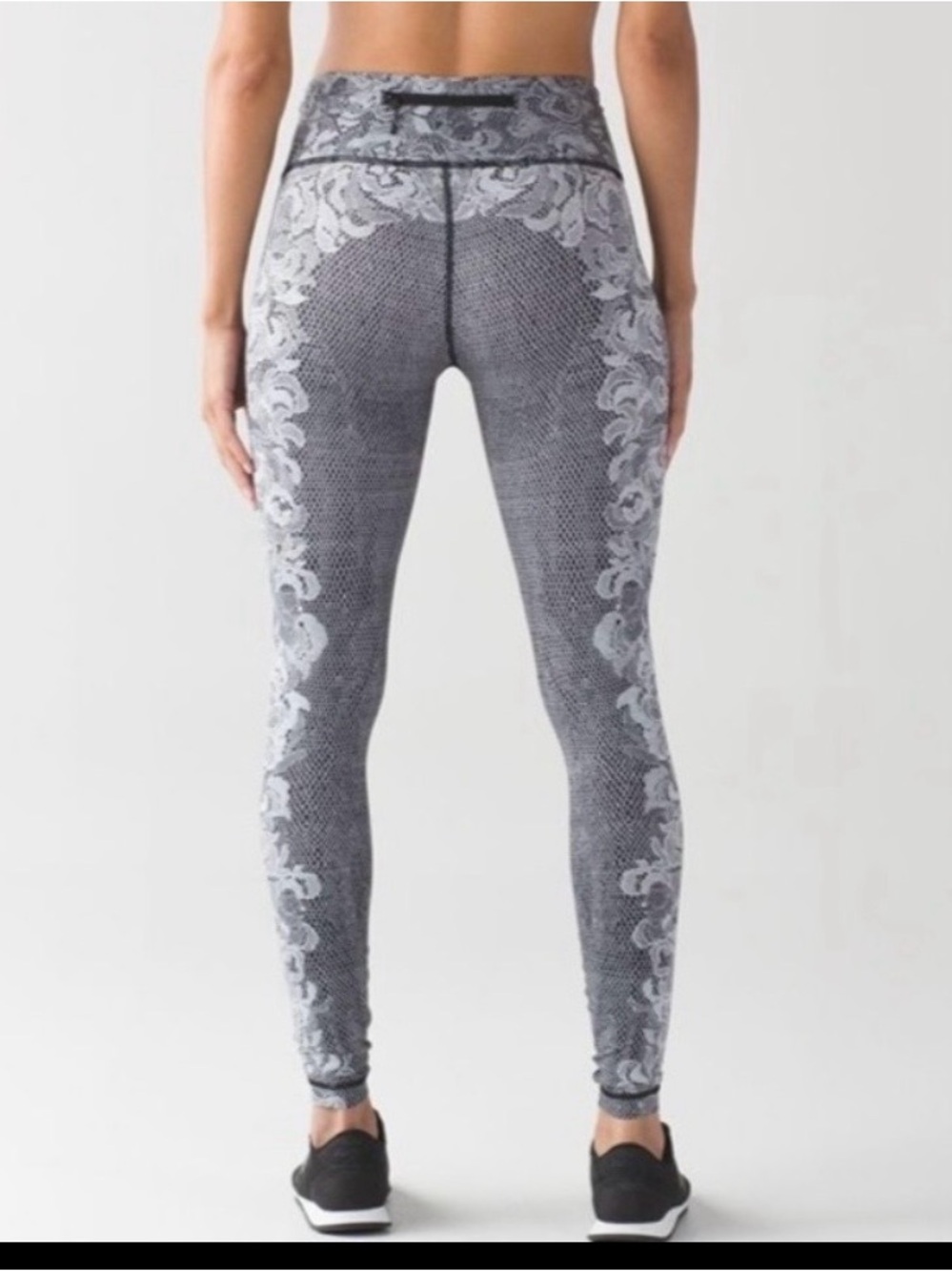 Lululemon Leggings Speed Wunder Tight (Nulux) 28” Black White Lace size 4